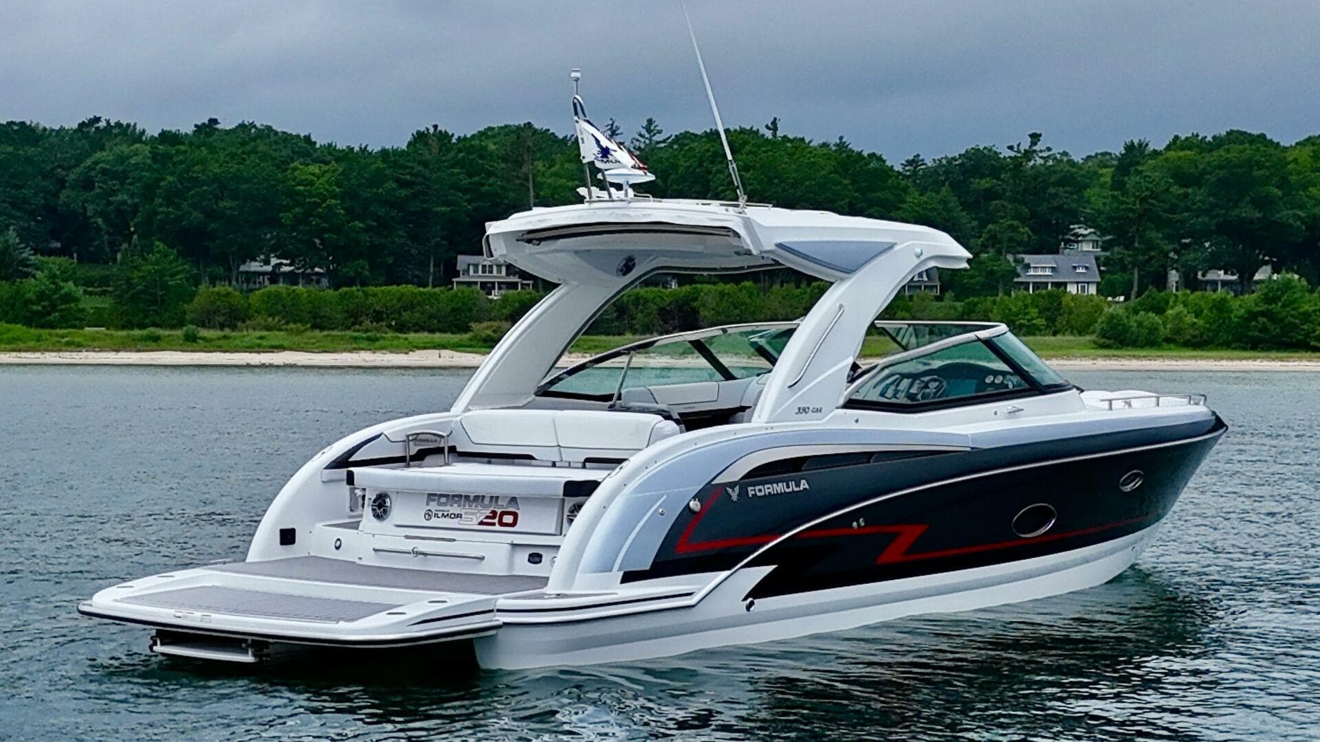2024 Formula 350 Crossover Bowrider