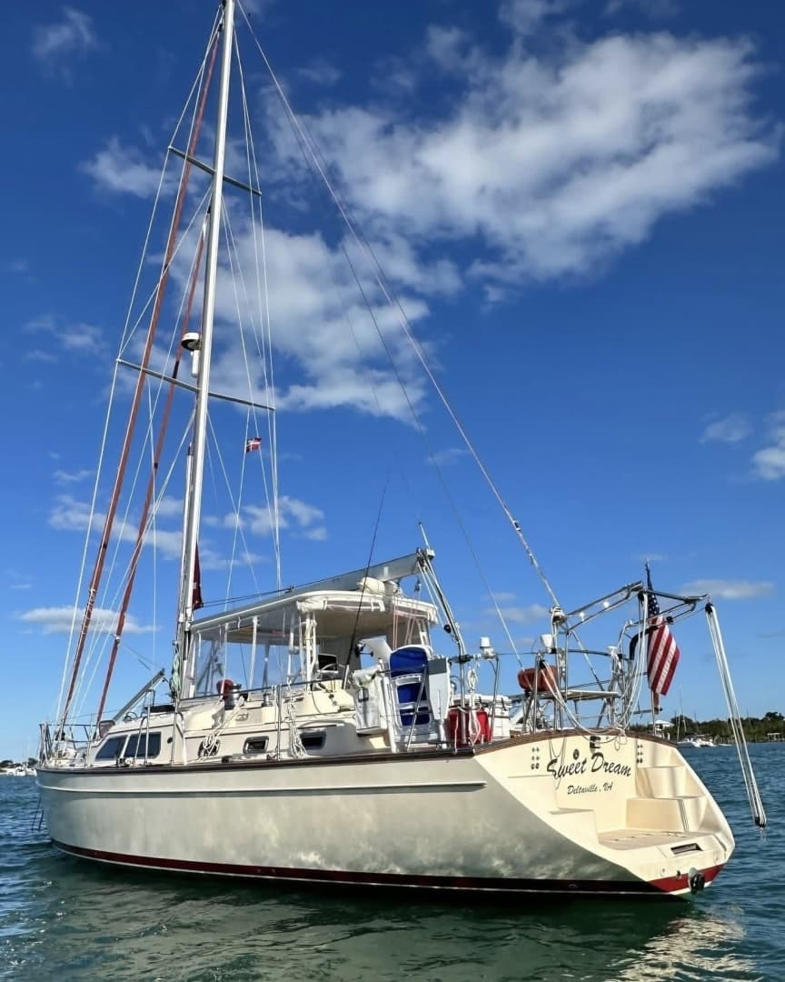 2005 Island Packet 485
