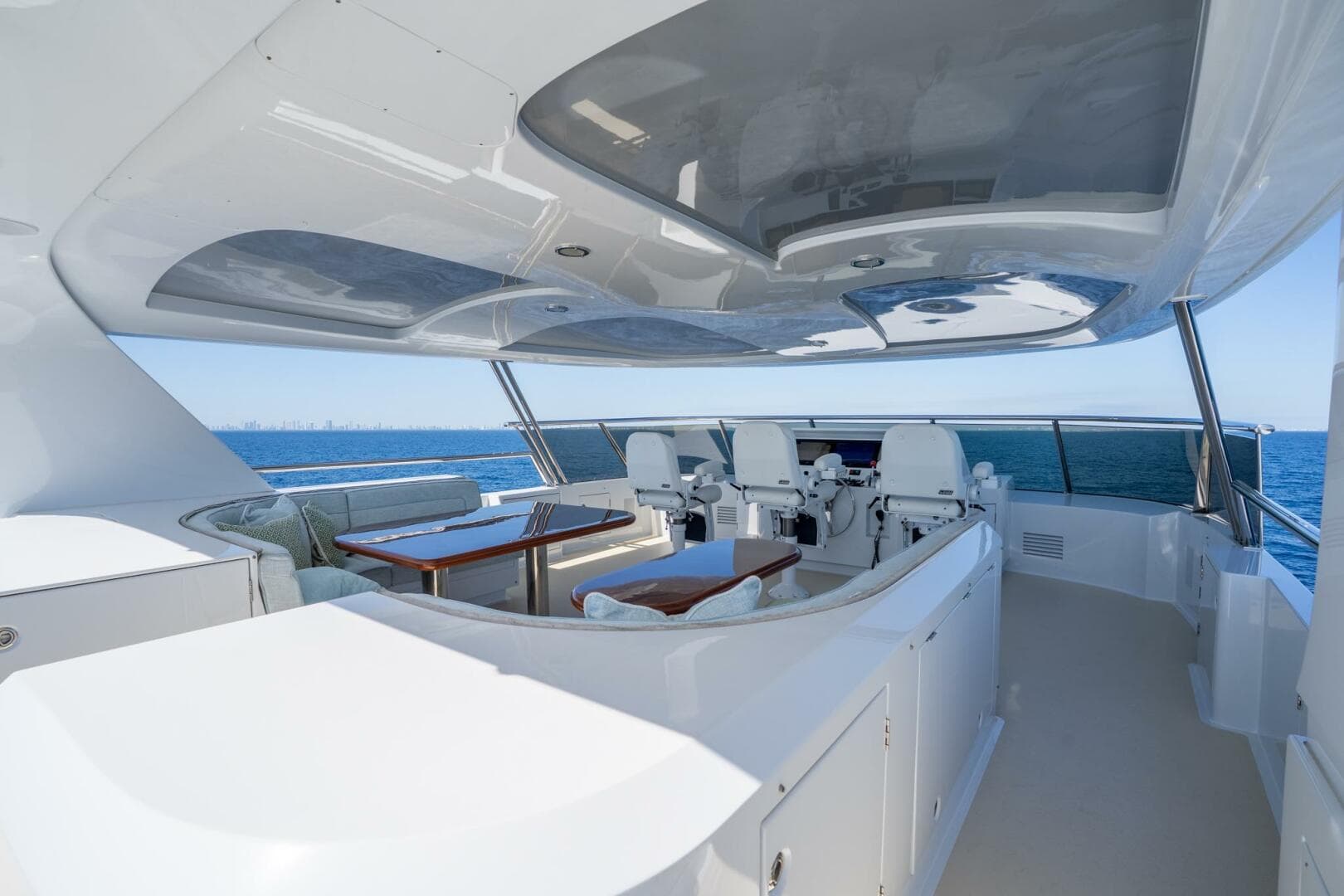 2001 Delta Marine Tri-Deck