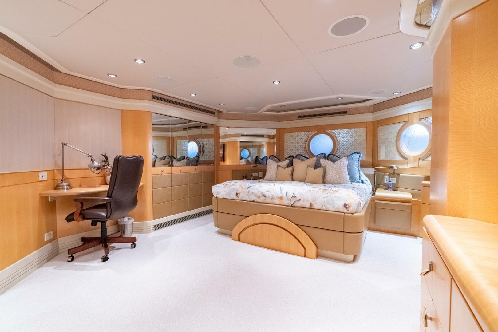 2001 Delta Marine Tri-Deck