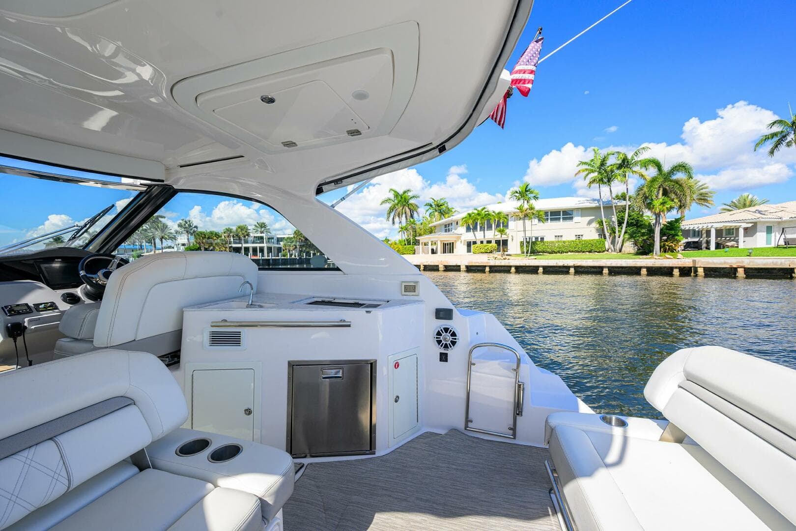 2020 Regal 35 Sport Coupe