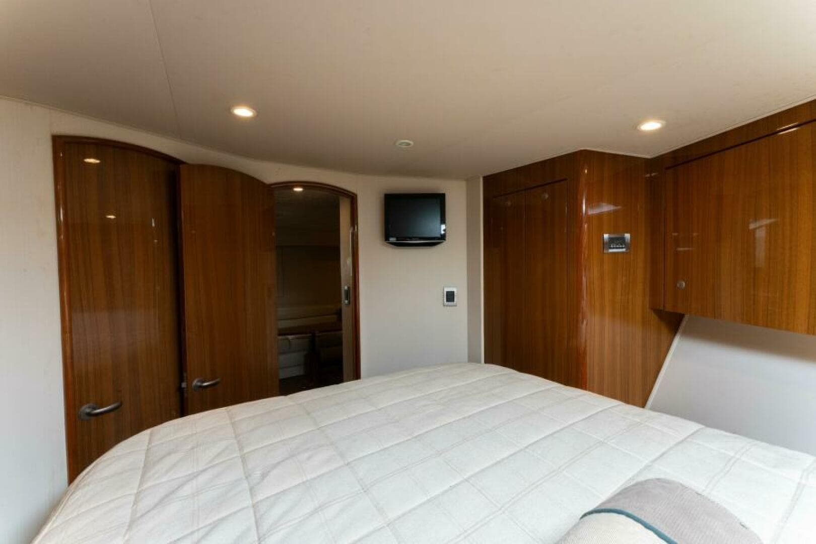 2009 Viking 45 Open Wig Wag