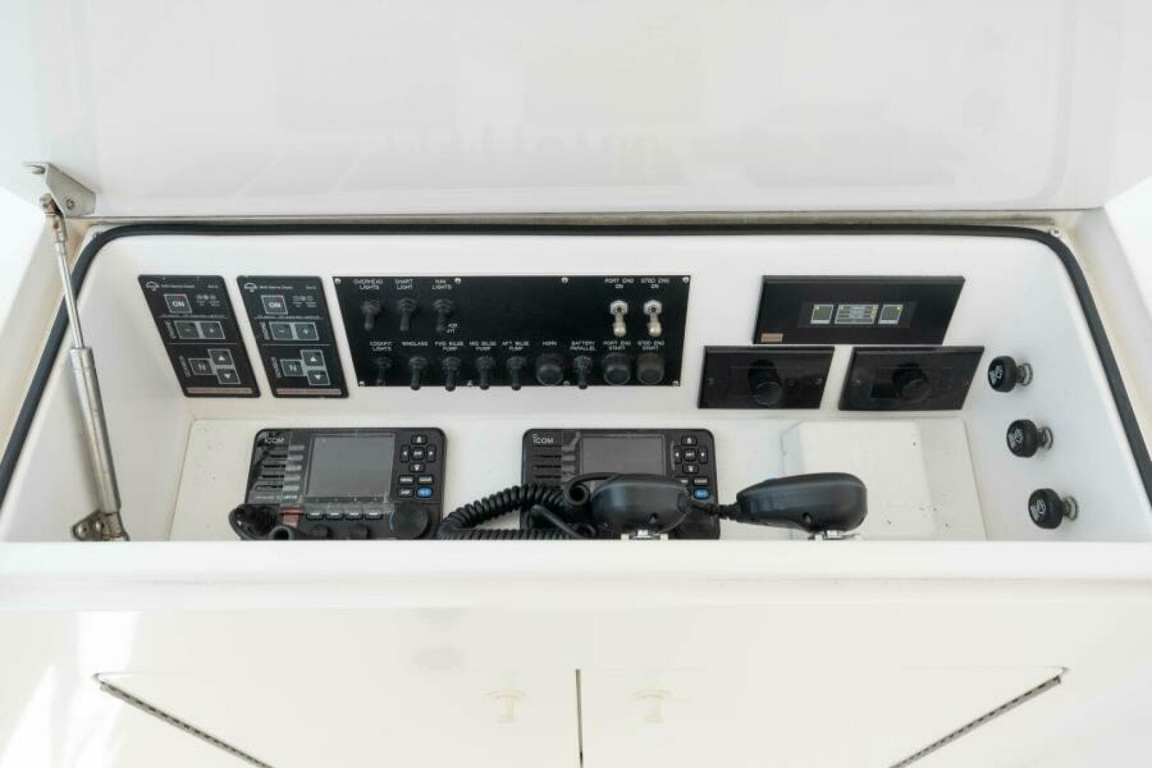 2009 Viking 45 Open Wig Wag