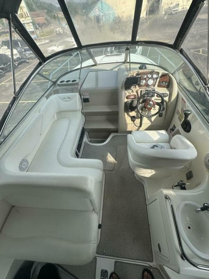 2004 Sea Ray 