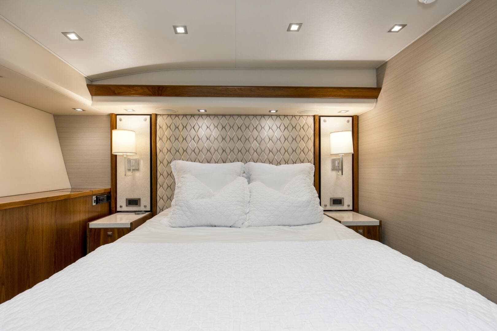 2016 92 Viking Enclosed Bridge Touche Starboard Stateroom (2)