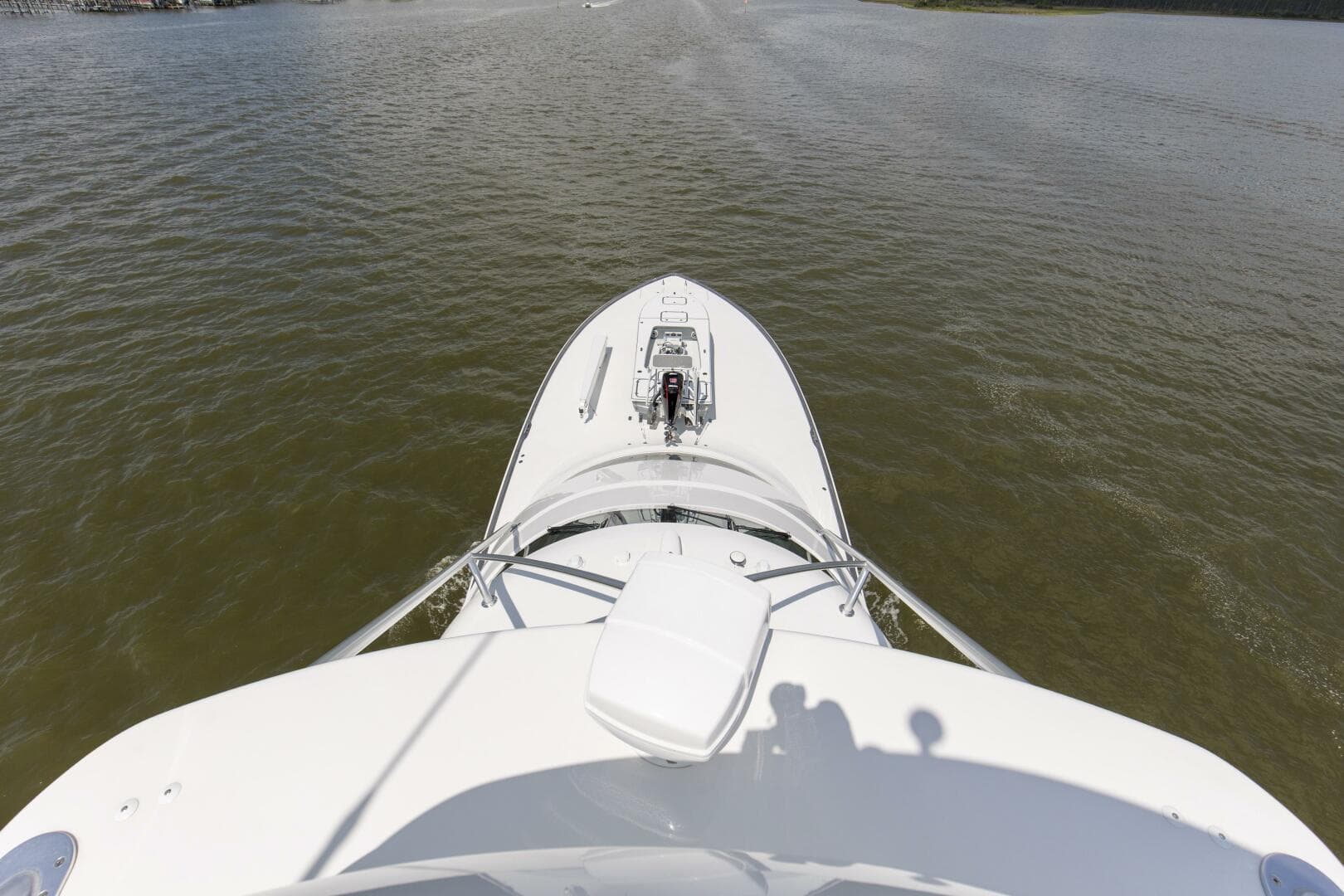 2016 92 Viking Enclosed Bridge Touche Exterior (6)