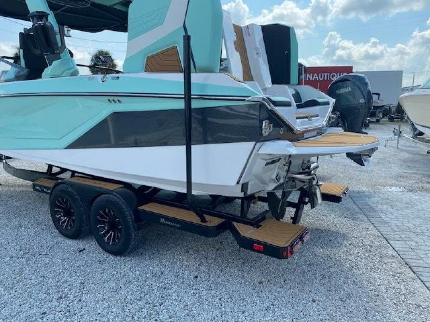 2024 Nautique Super Air G23
