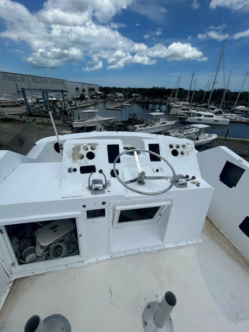 1983 Hatteras 