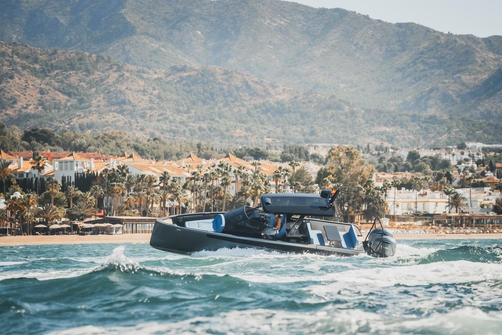 Virtue Yachts V10 T-Top