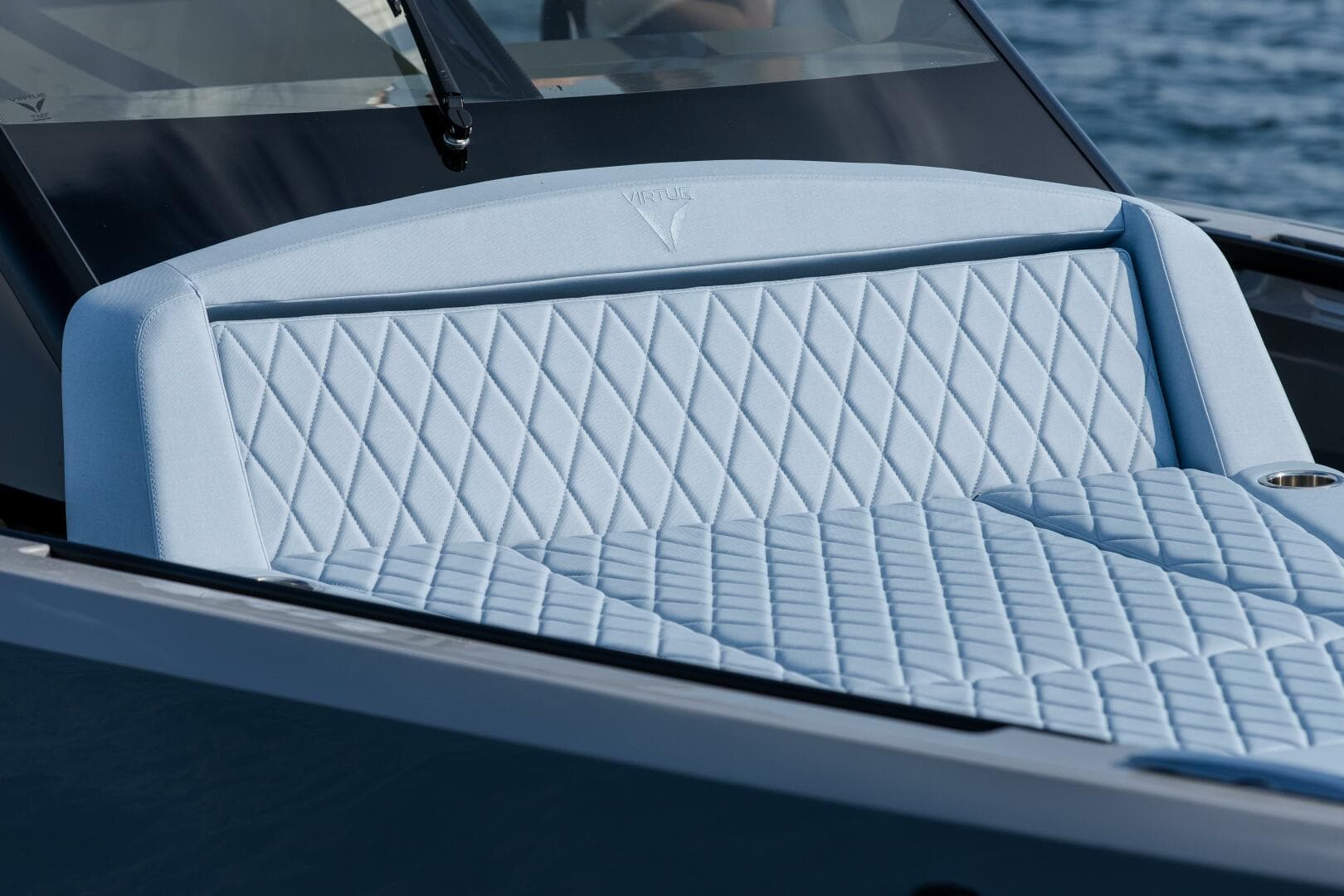 Virtue Yachts V10 T-Top