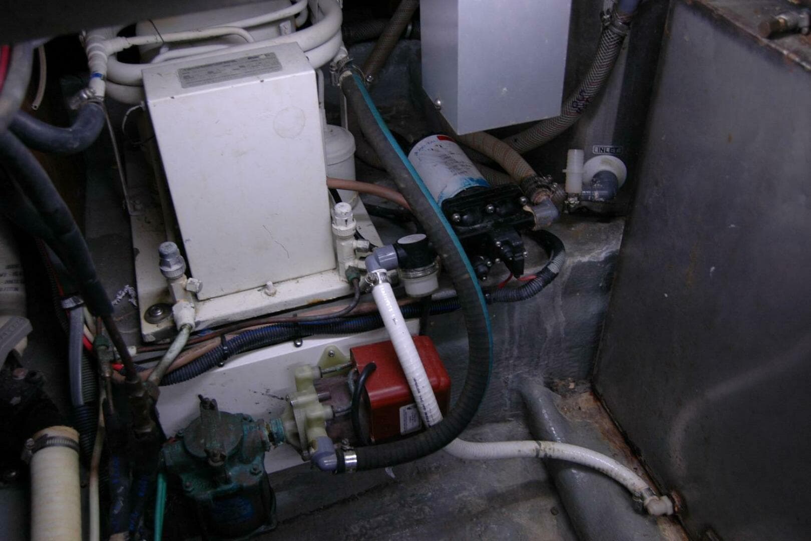 1987 Bertram 33 Sport Fisherman