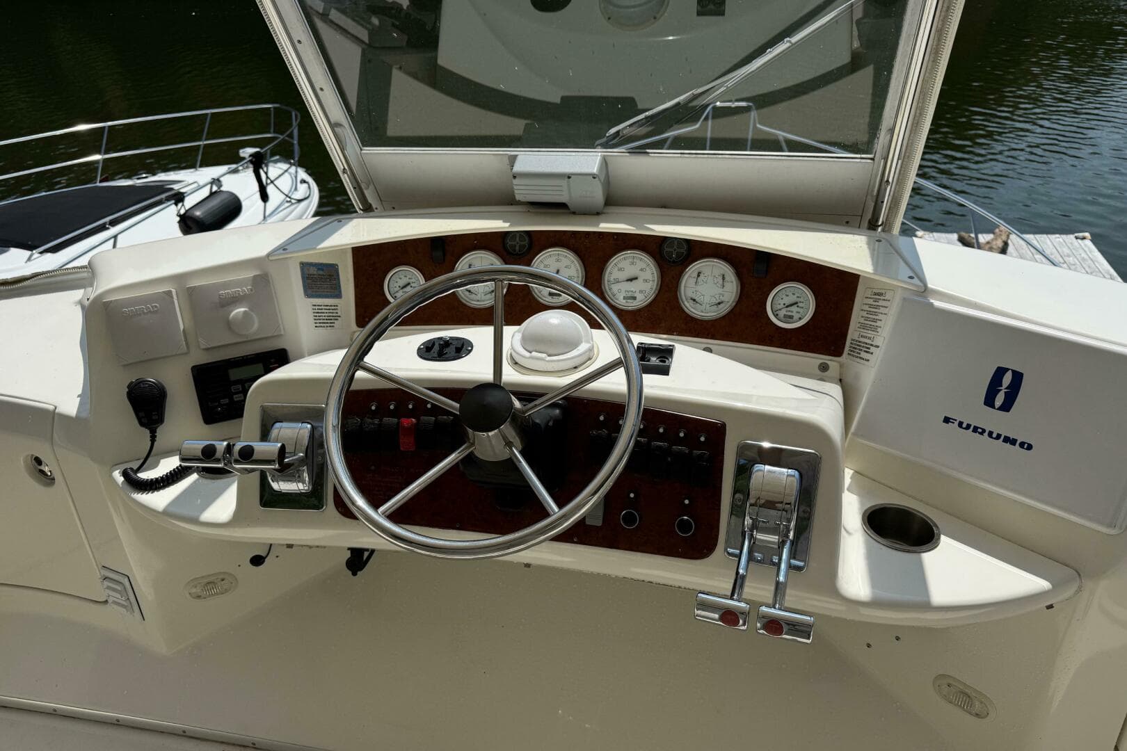 2004 Silverton 34 Convertible