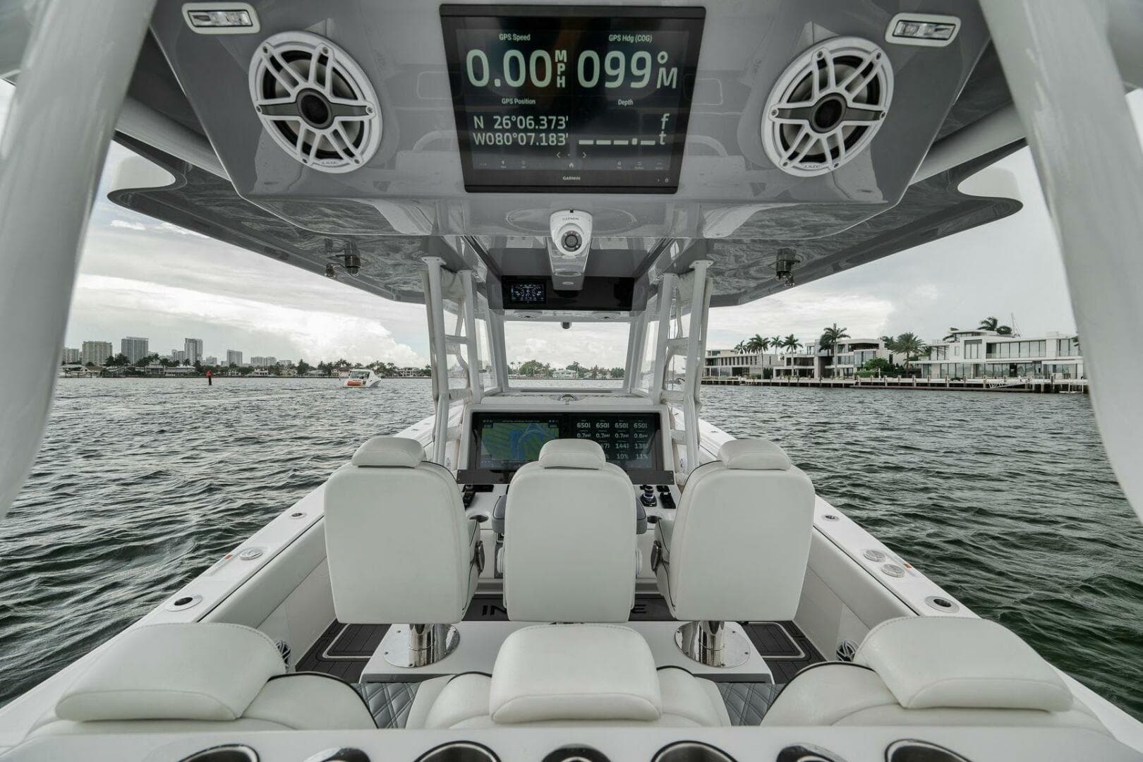 2024 Invincible 43 Open