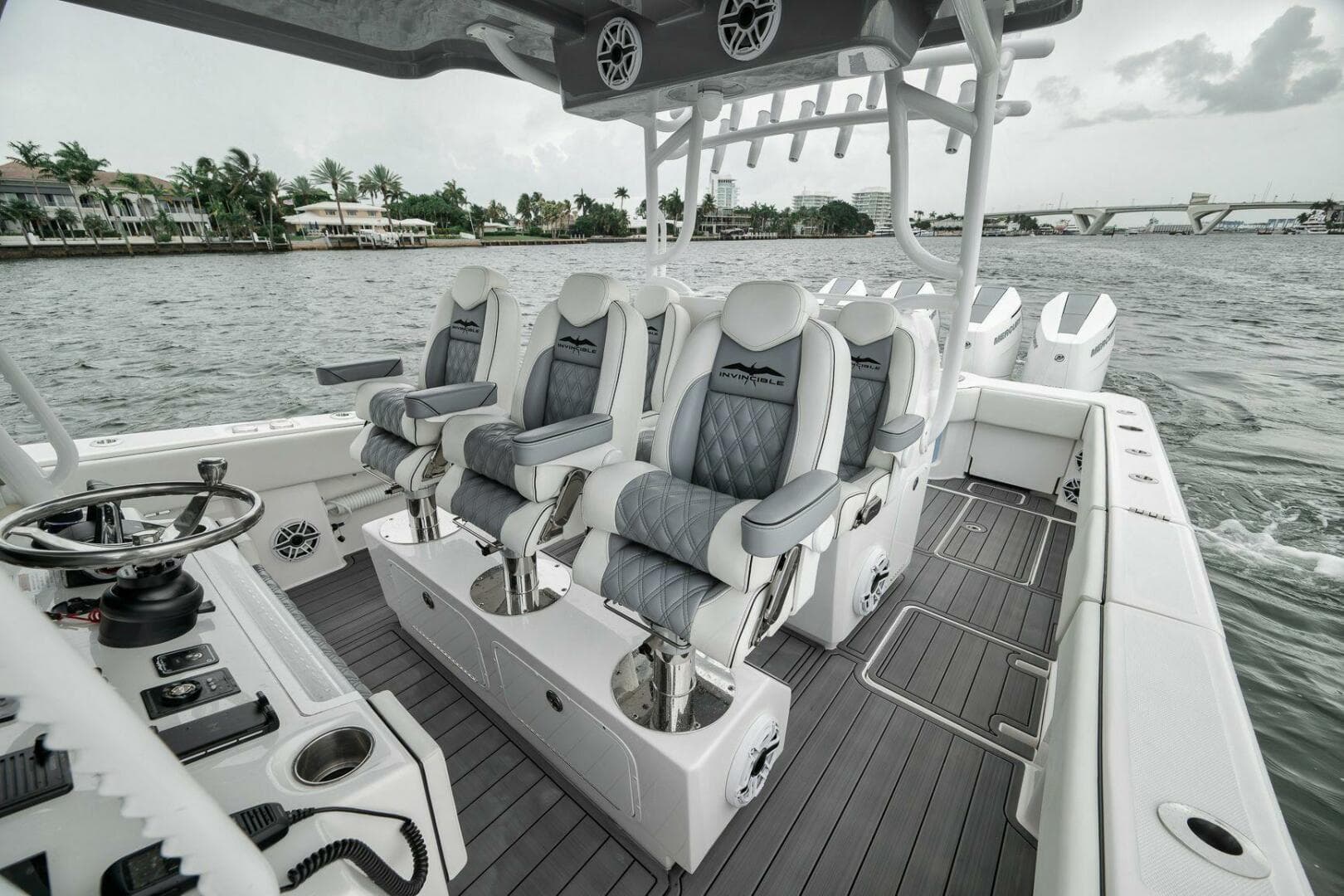 2024 Invincible 43 Open