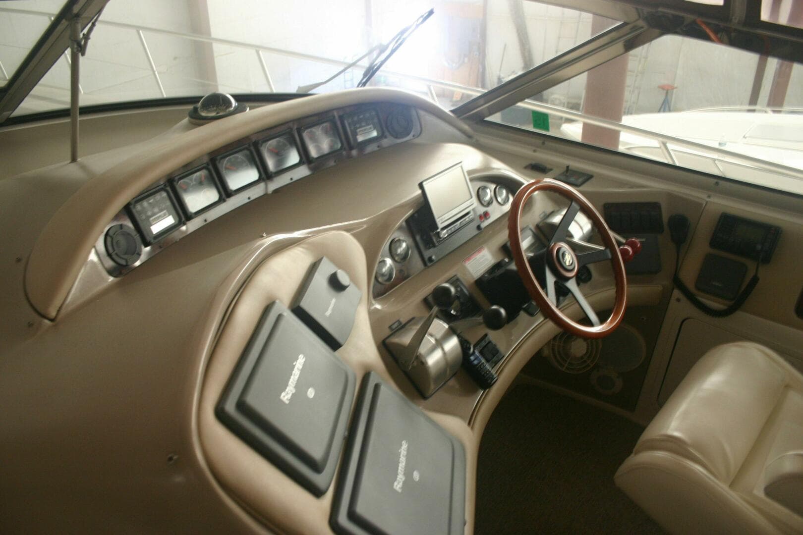 1998 Sea Ray 540 Sundancer