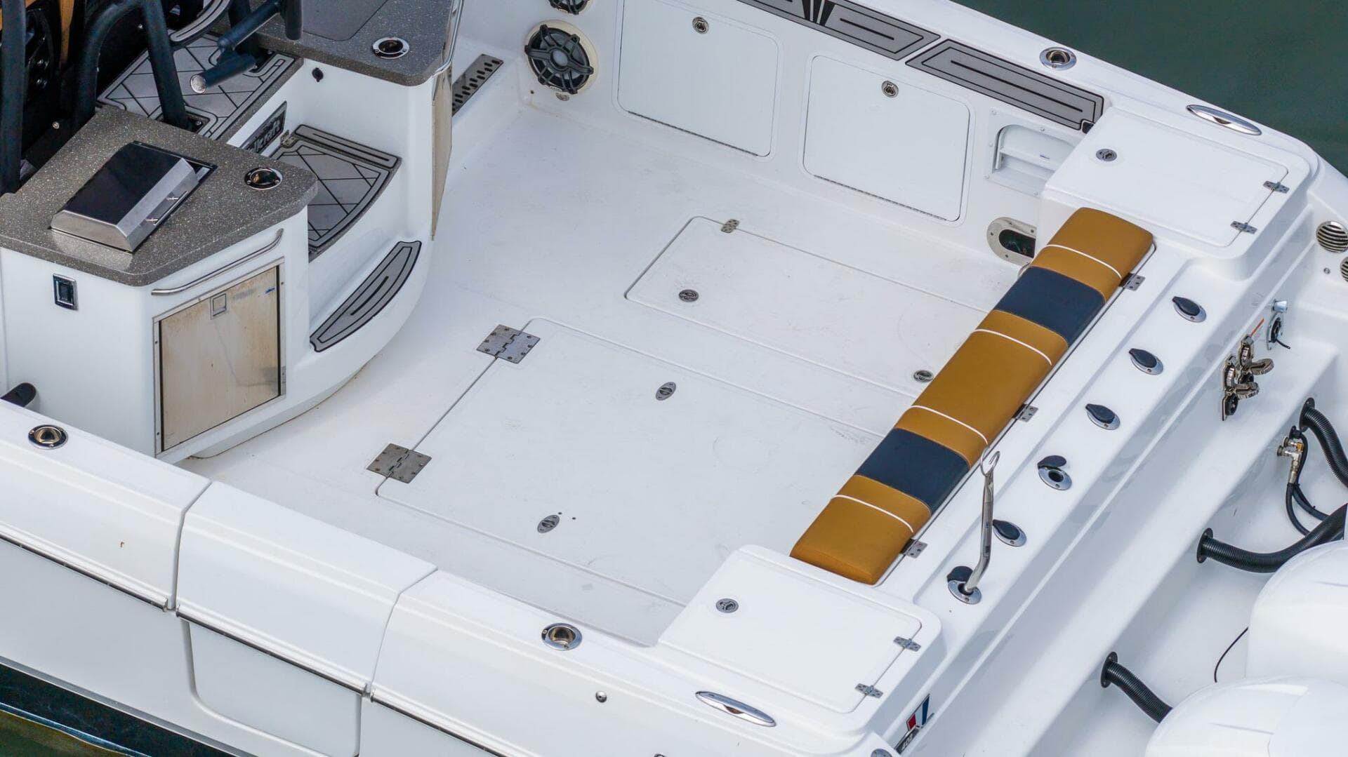 2021 Wellcraft 402 Fisherman