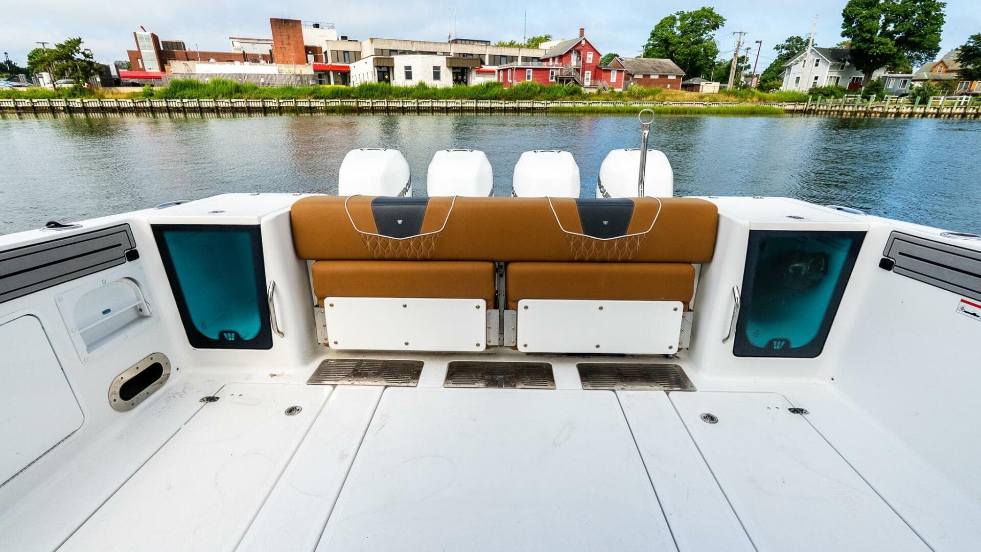 2021 Wellcraft 402 Fisherman