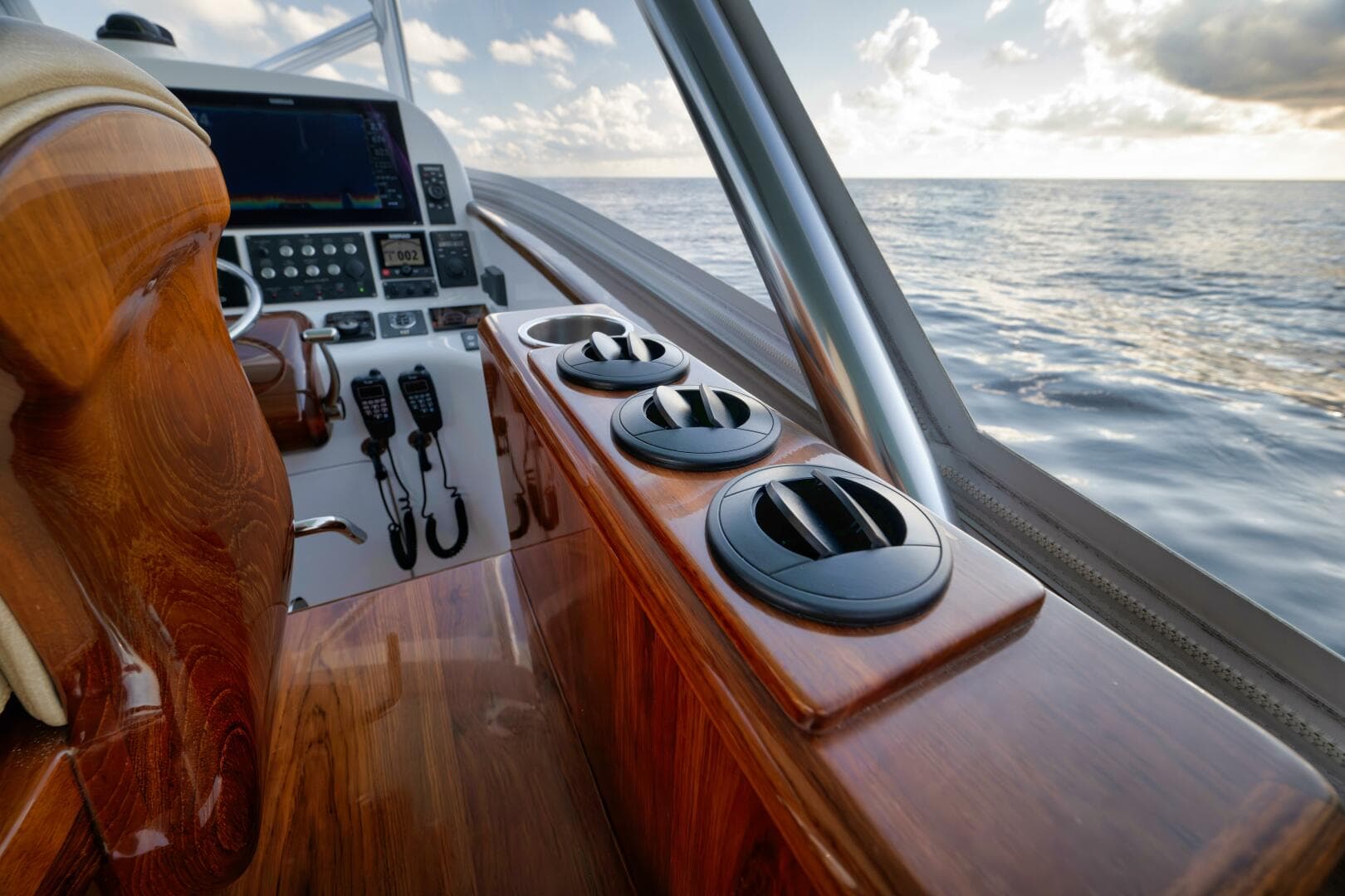 2019 Winter Custom Yachts 46 Walkaround