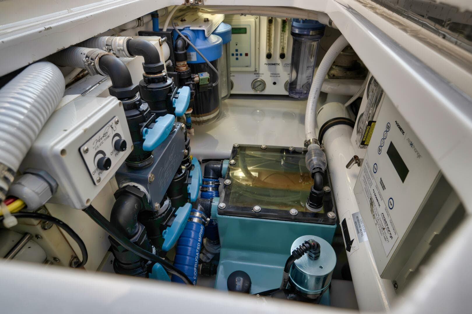 2019 Winter Custom Yachts 46 Walkaround