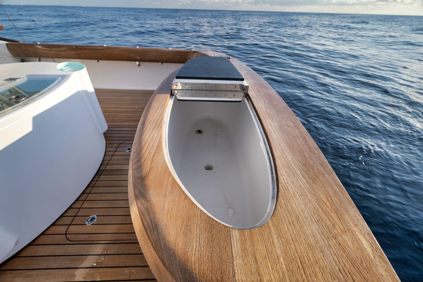 2019 Winter Custom Yachts 46 Walkaround