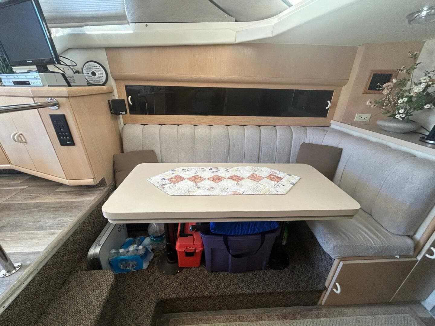 1990 Silverton 34 Convertible