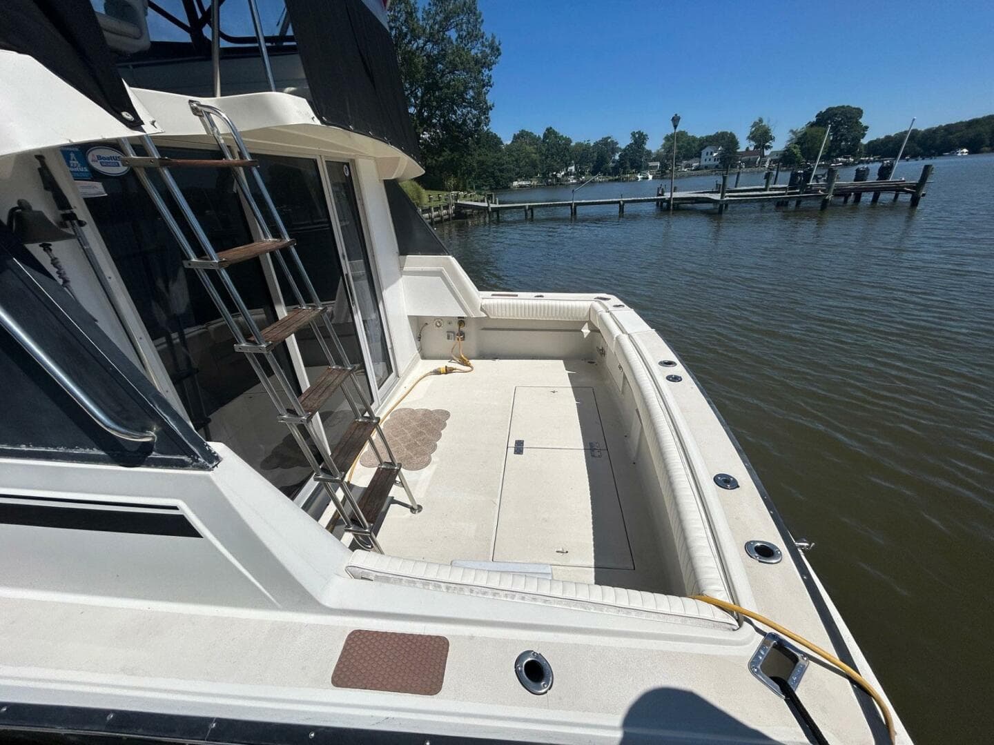 1990 Silverton 34 Convertible