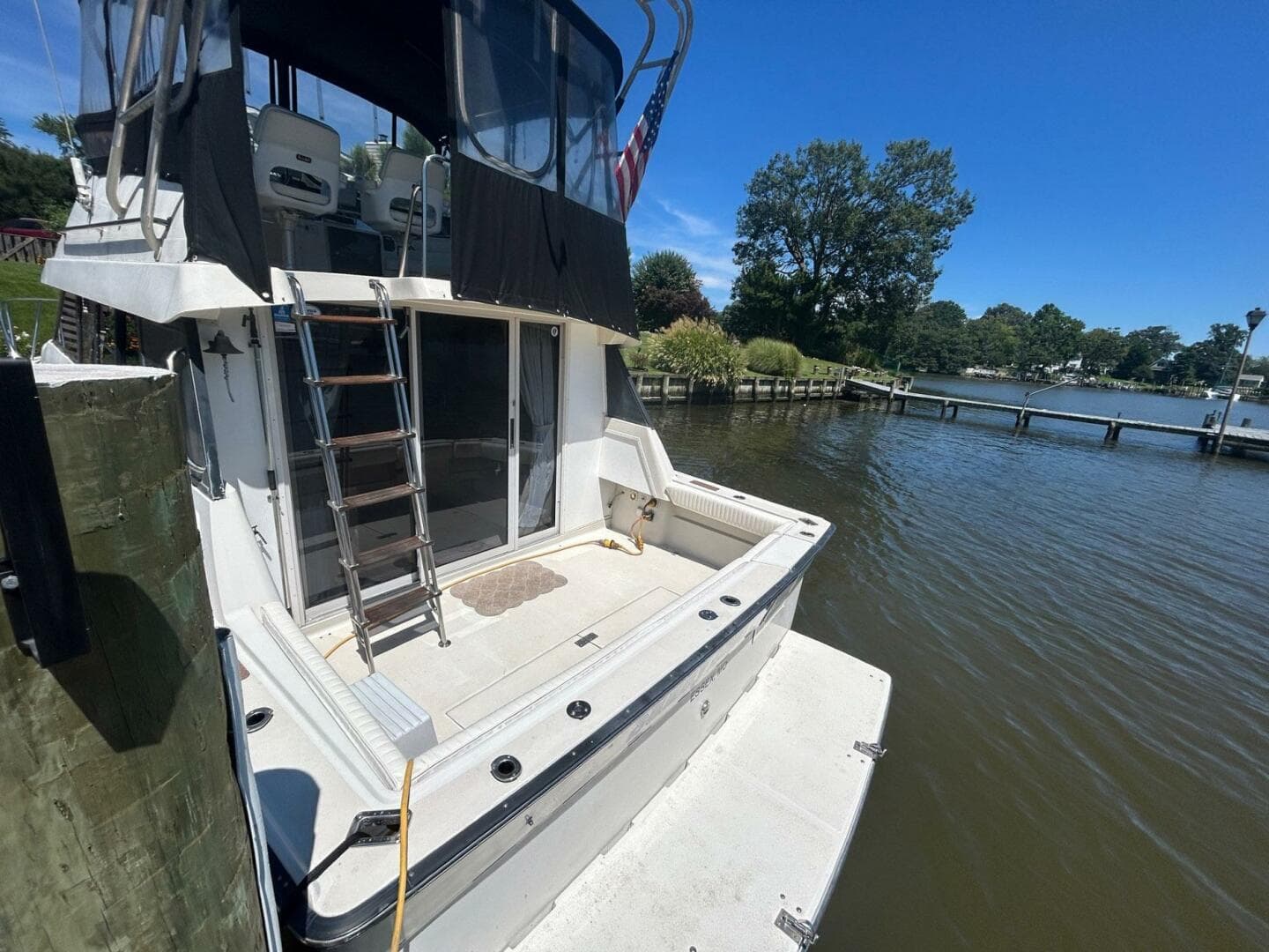 1990 Silverton 34 Convertible