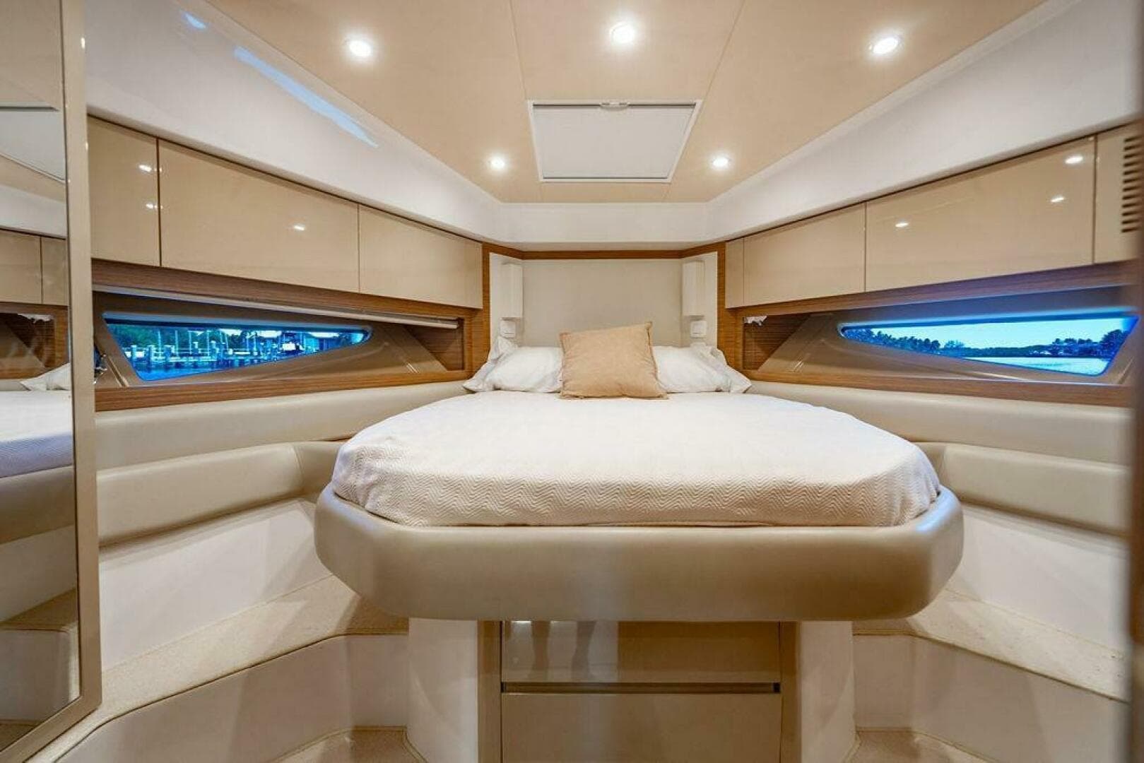 2016 Azimut Atlantis 50