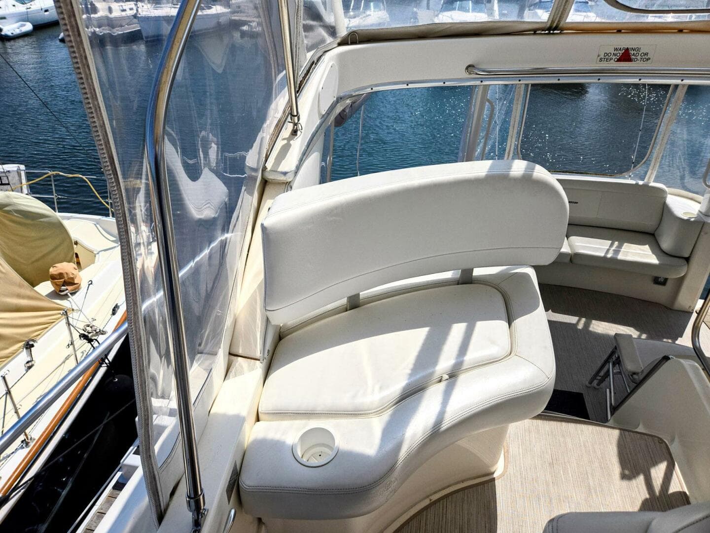 2003 Silverton 392 Aft Cabin Motor Yacht