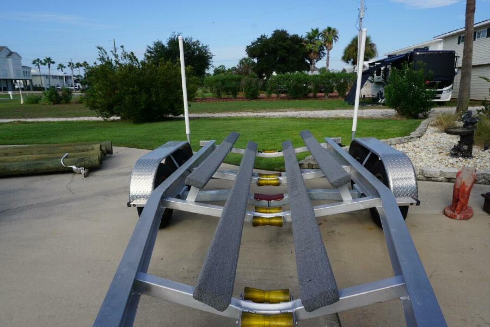 2022 25 Everglades 253cc Trailer (3)