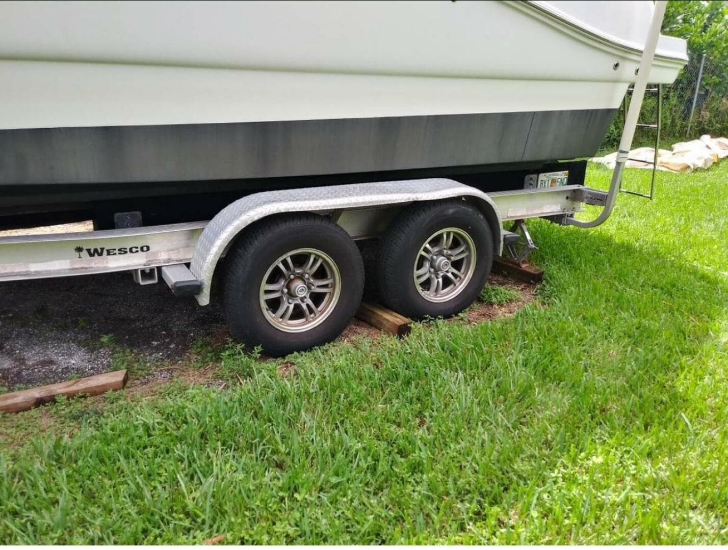 2009 Rinker 280 Express Cruiser