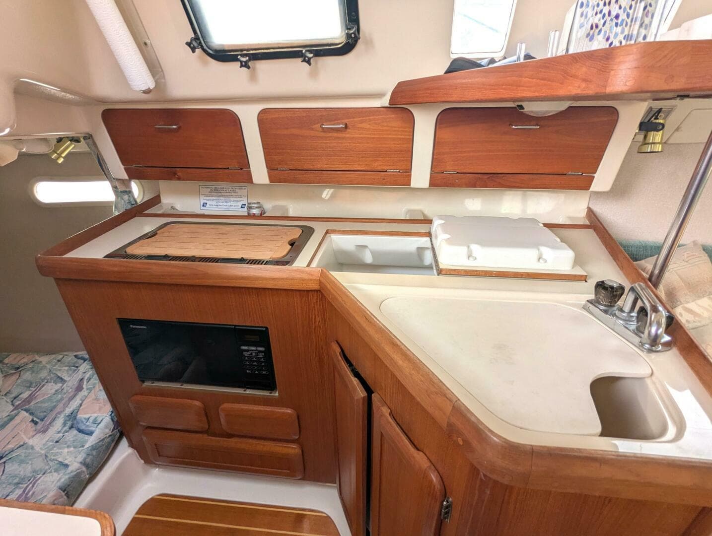 1996 Hunter 29.5