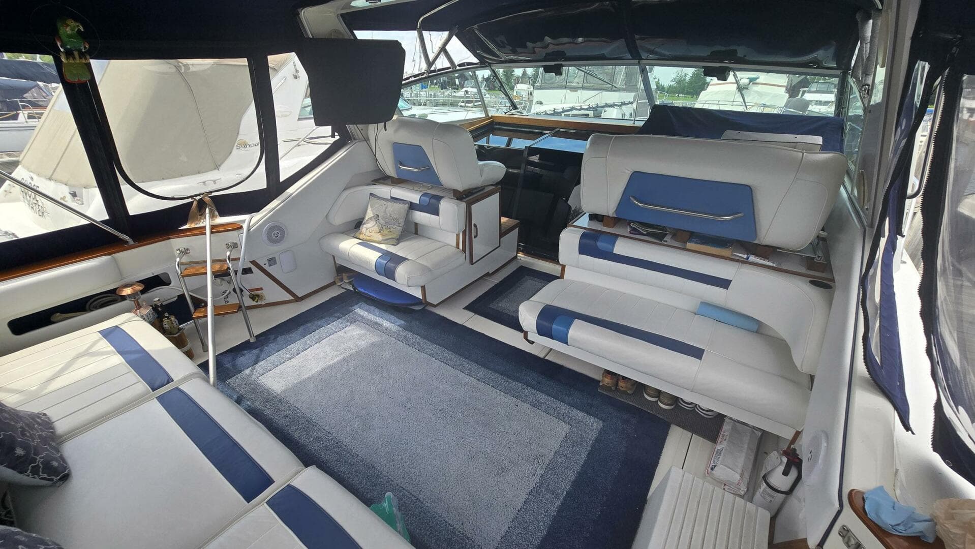 1988 Sea Ray 390 Express Cruiser
