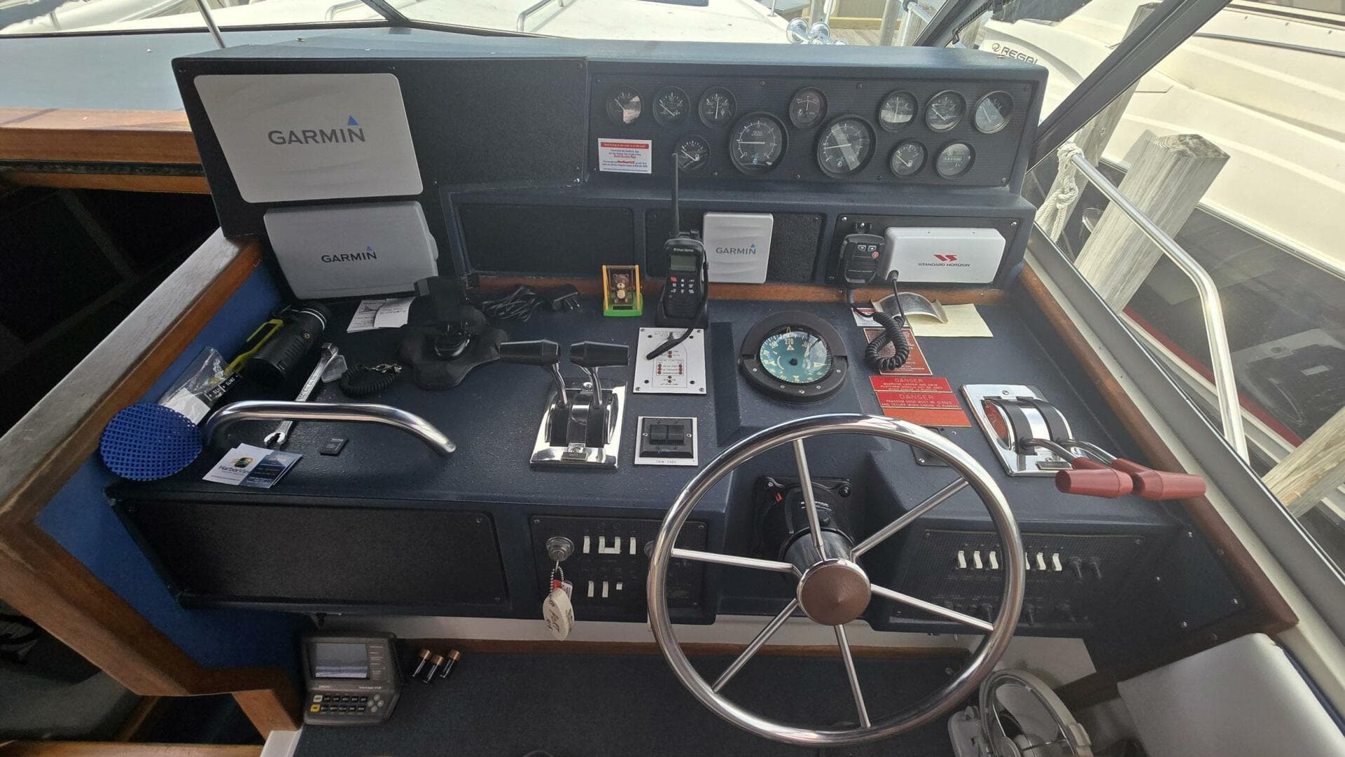 1988 Sea Ray 390 Express Cruiser