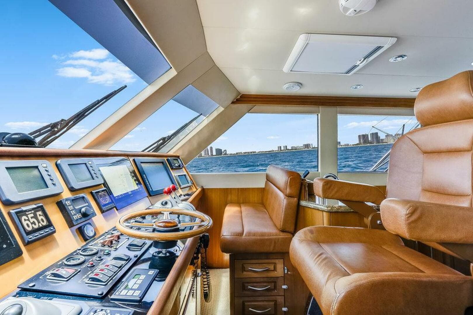 2005 Hatteras Enclosed Bridge