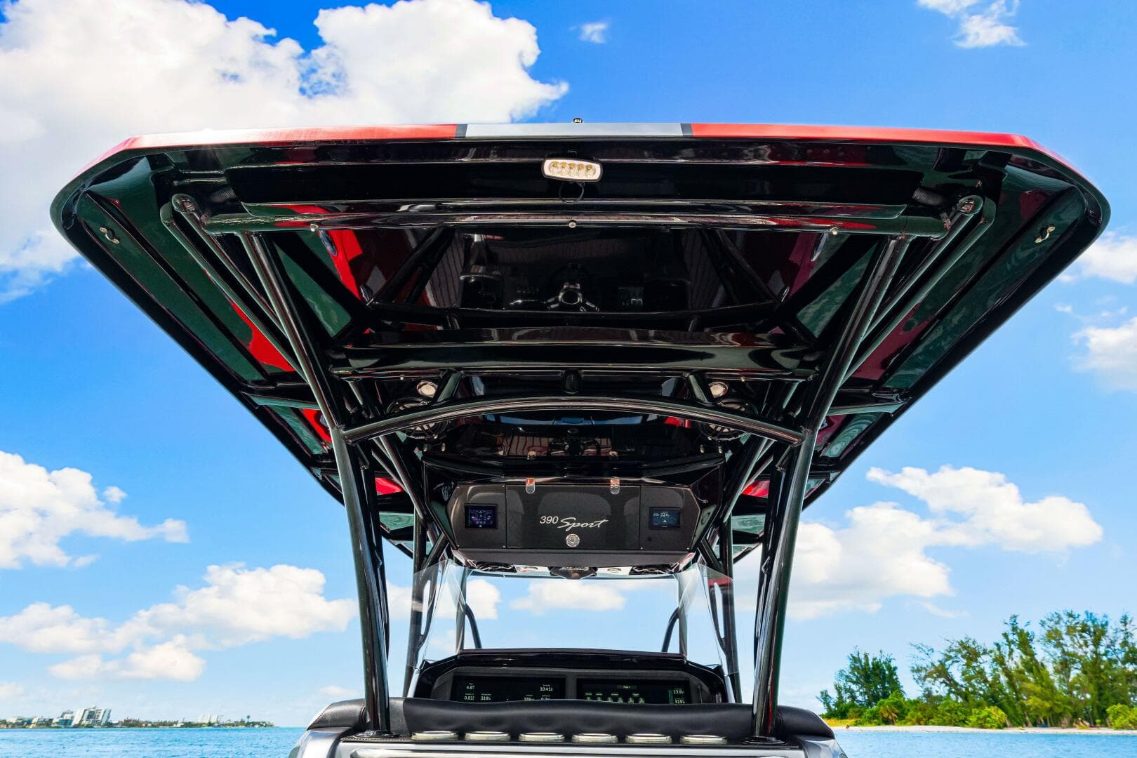 2022 Nor-Tech 390 SS