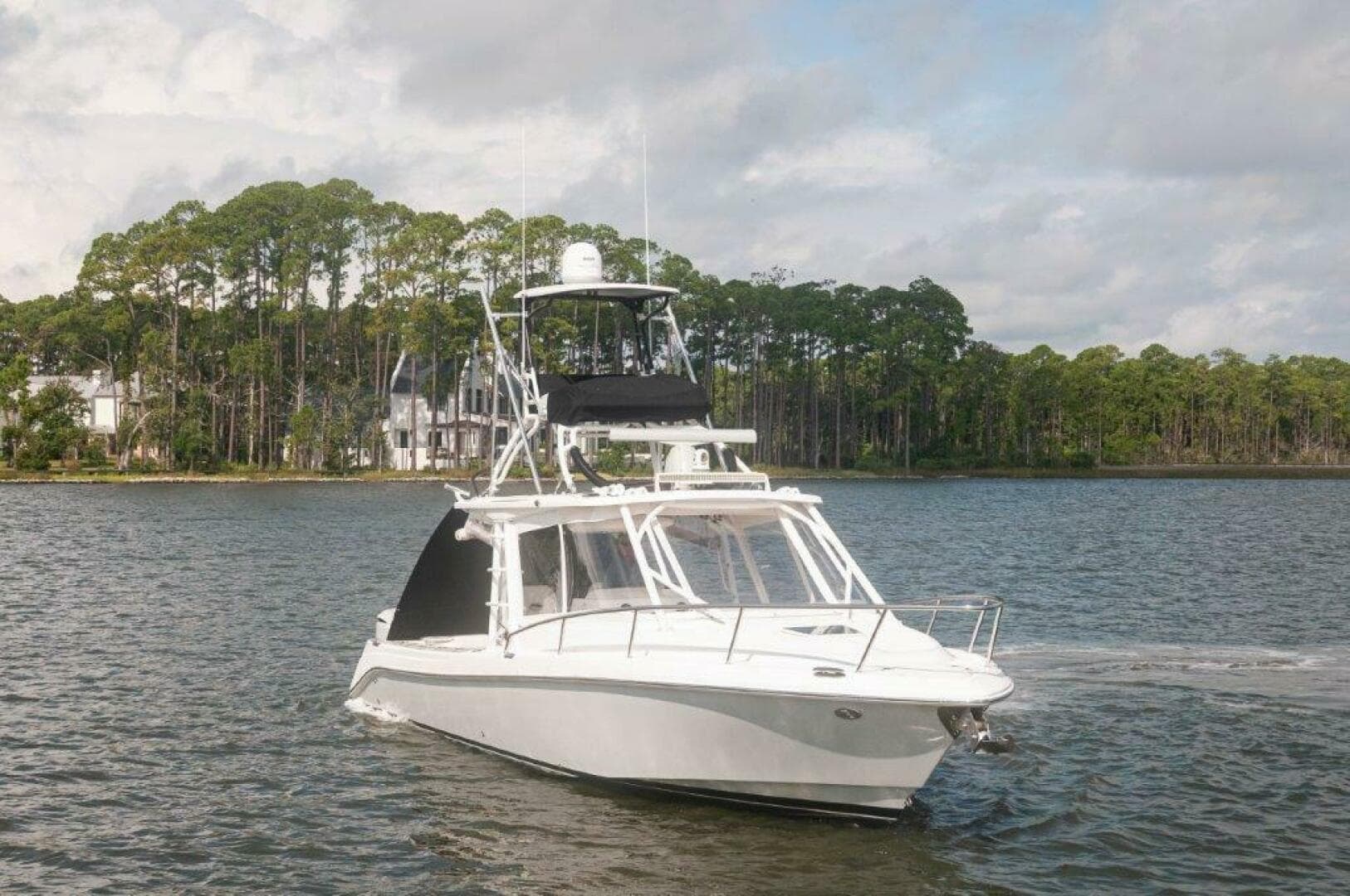 2018 Everglades 350 LX