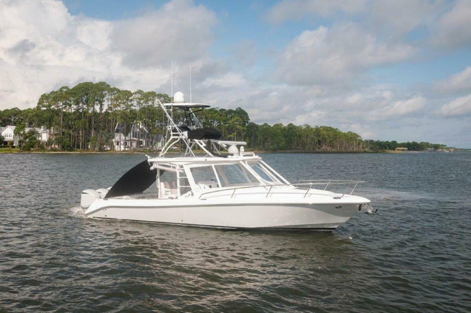 2018 Everglades 350 LX