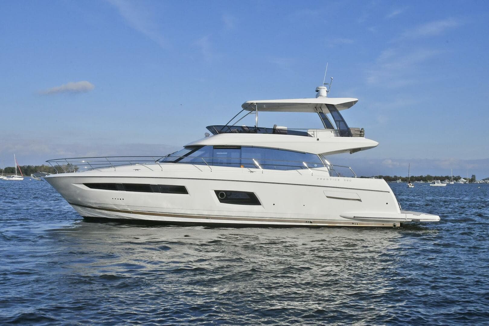 2018 Prestige 560 Fly