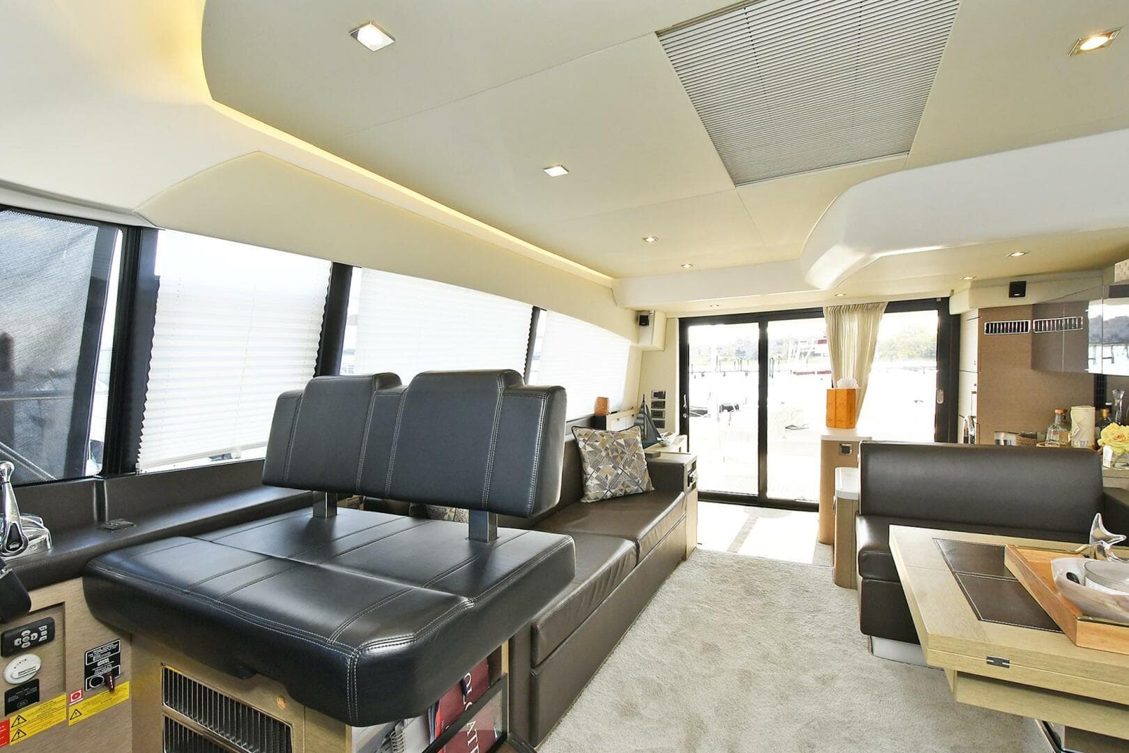 2018 Prestige 560 Fly