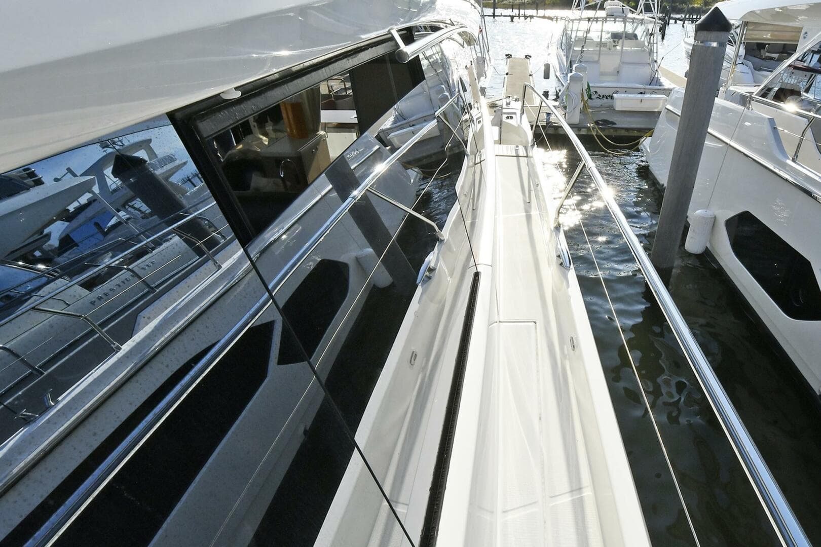 2018 Prestige 560 Fly