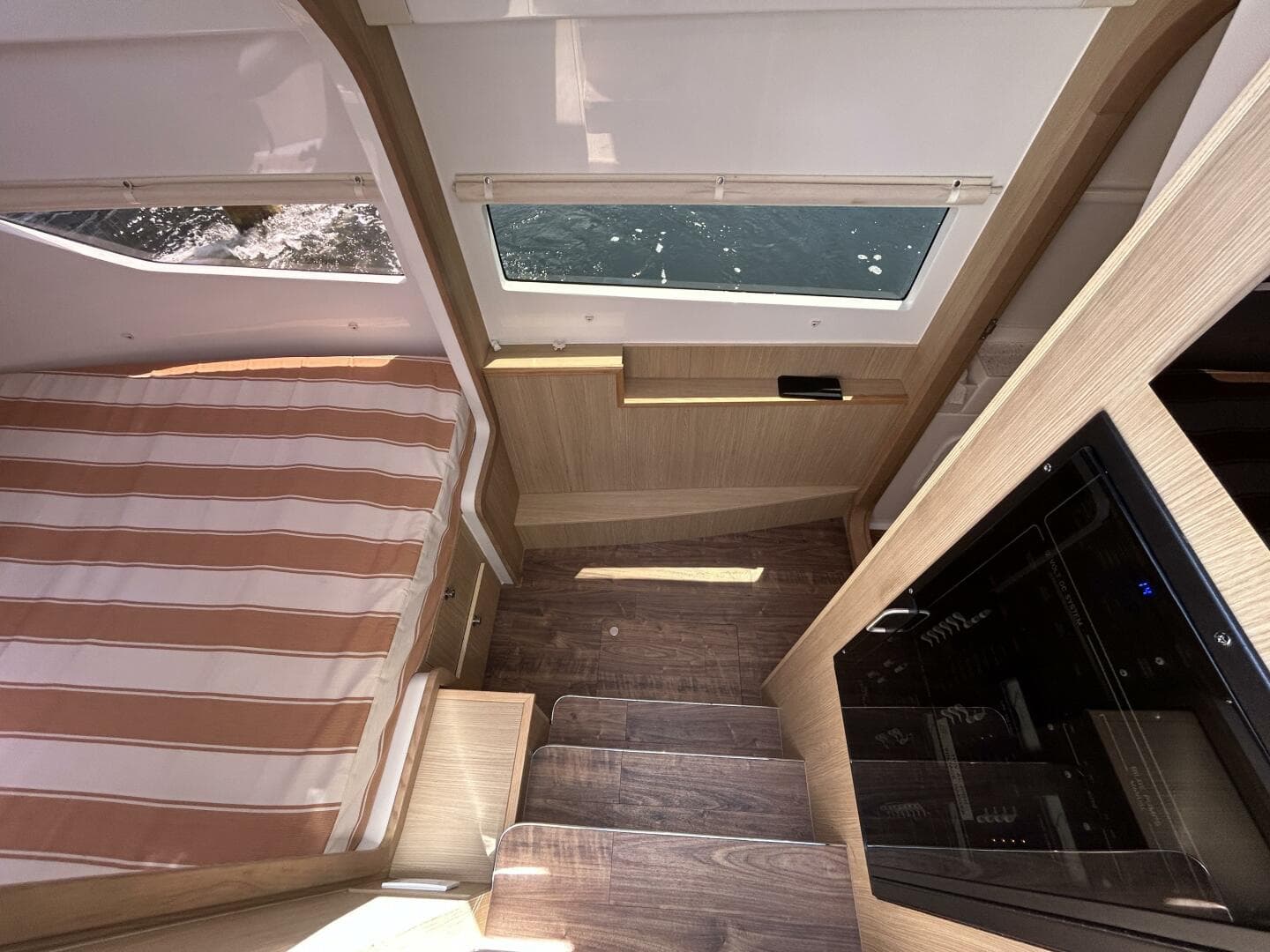 2020 Aquila 36 Sport