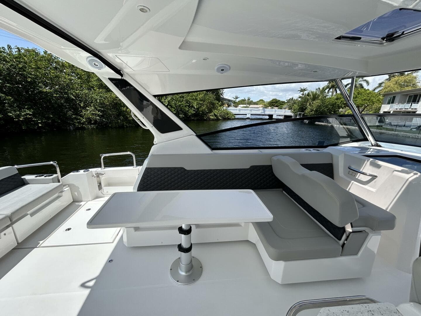 2020 Aquila 36 Sport