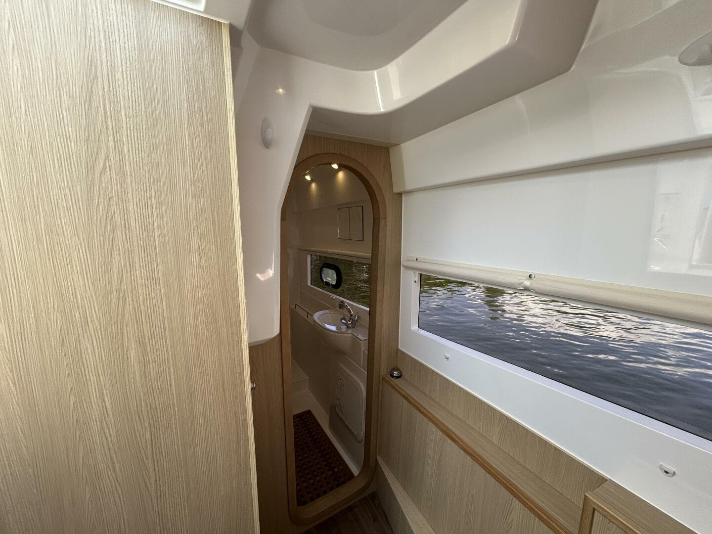 2020 Aquila 36 Sport