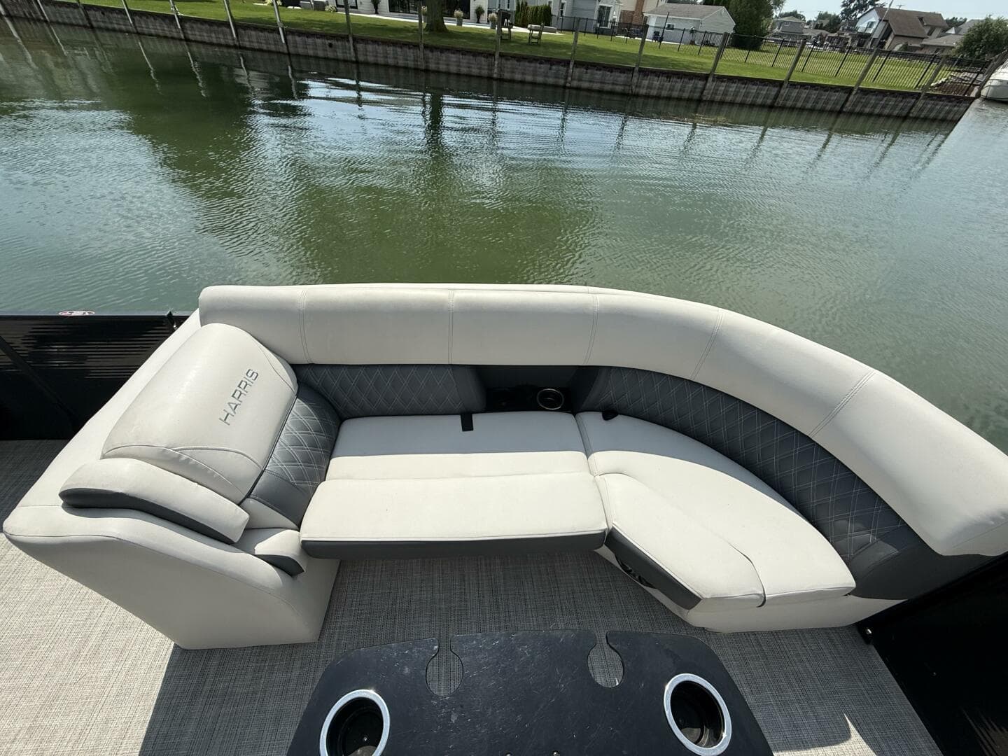 2022 Harris Sunliner 230