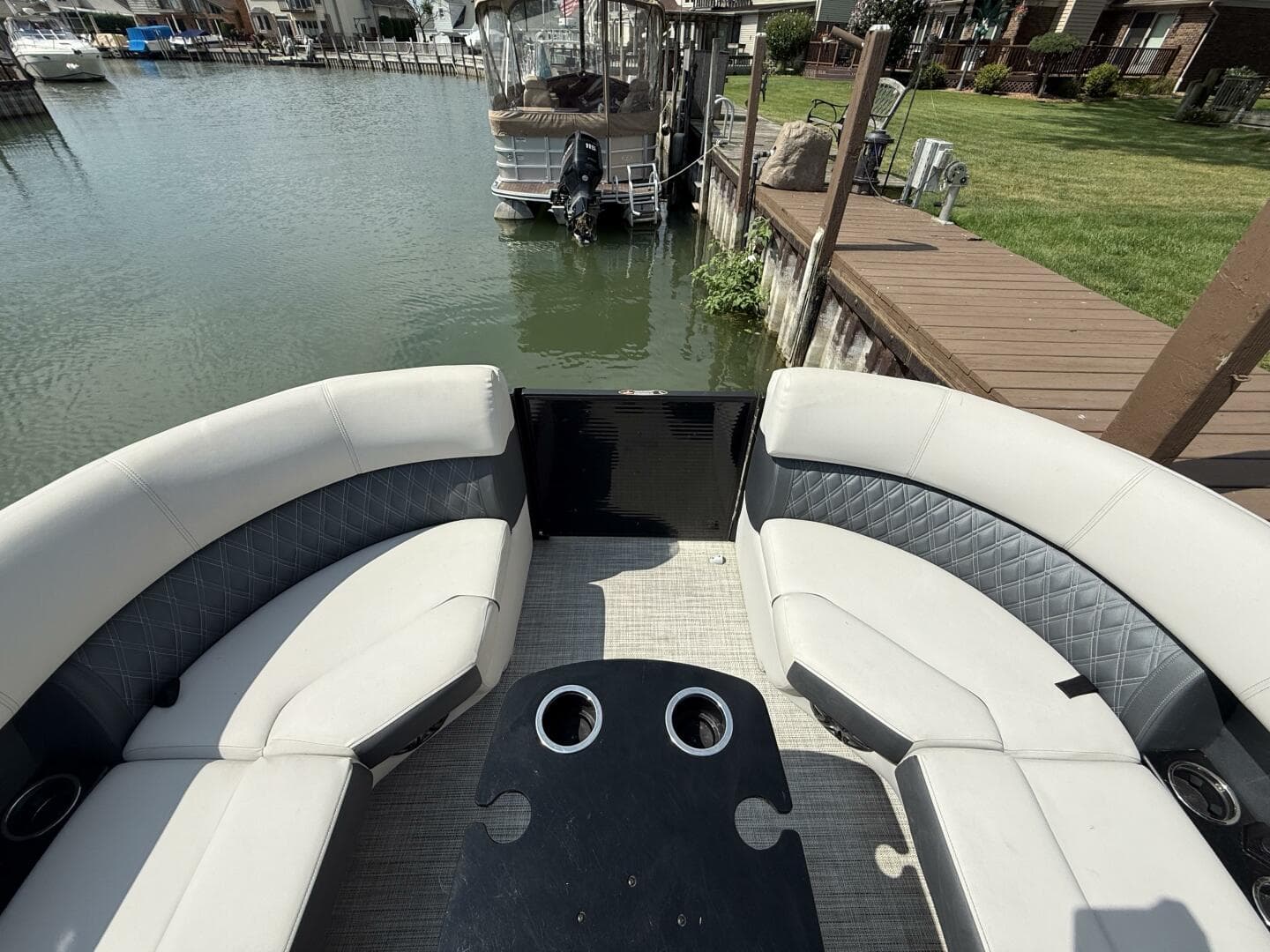 2022 Harris Sunliner 230