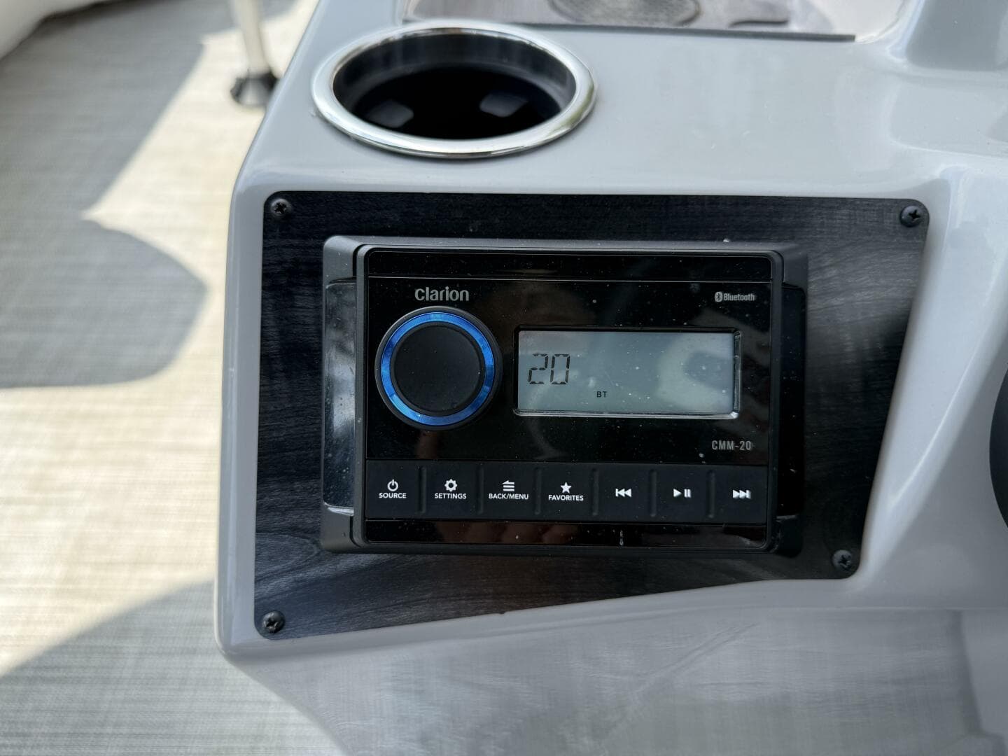 2022 Harris Sunliner 230