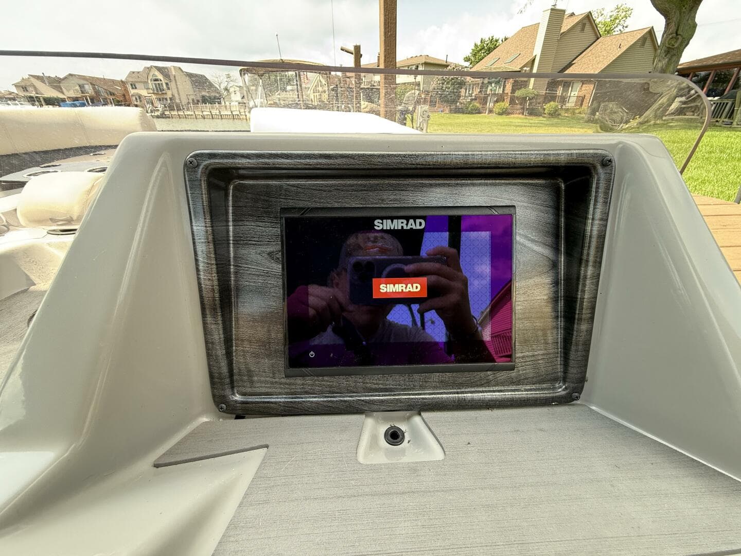 2022 Harris Sunliner 230