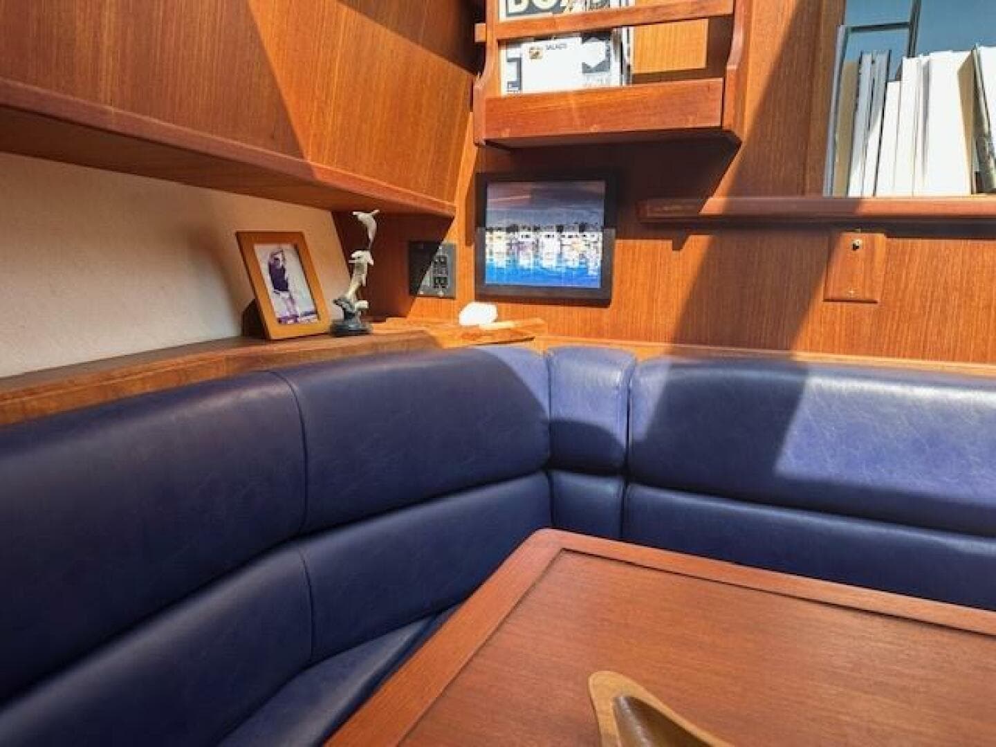 1988 Viking 45 Convertible