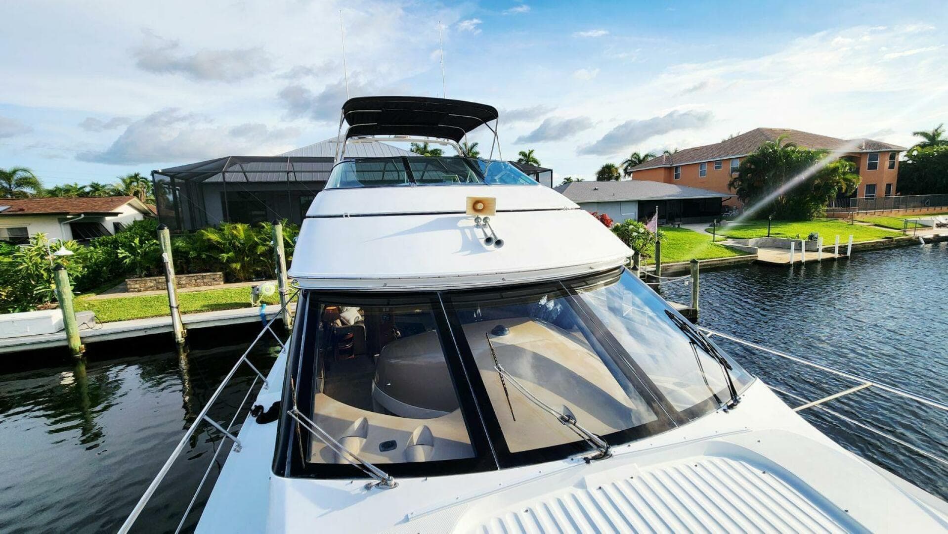 1999 Carver 530 Voyager Pilothouse